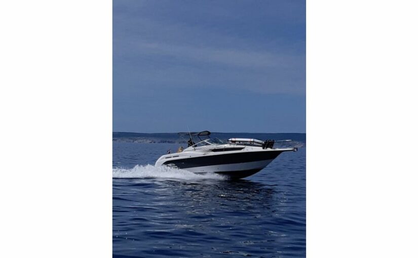 Chaparral 27 Signature
